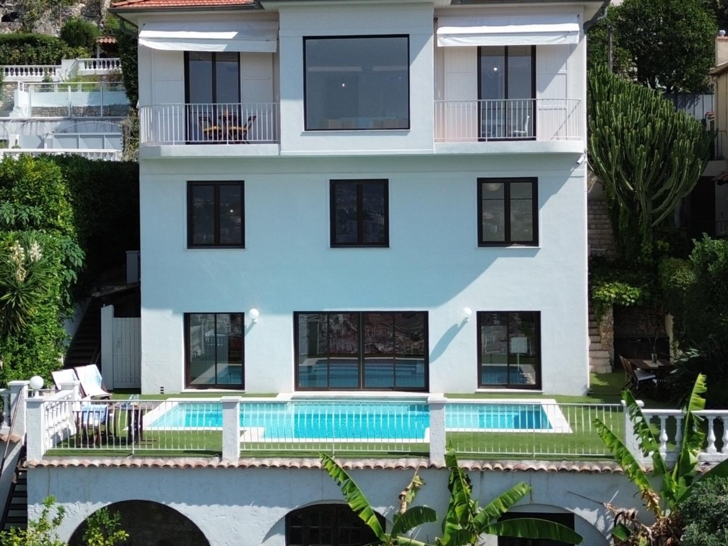 Maison 5 pièces 261 m²