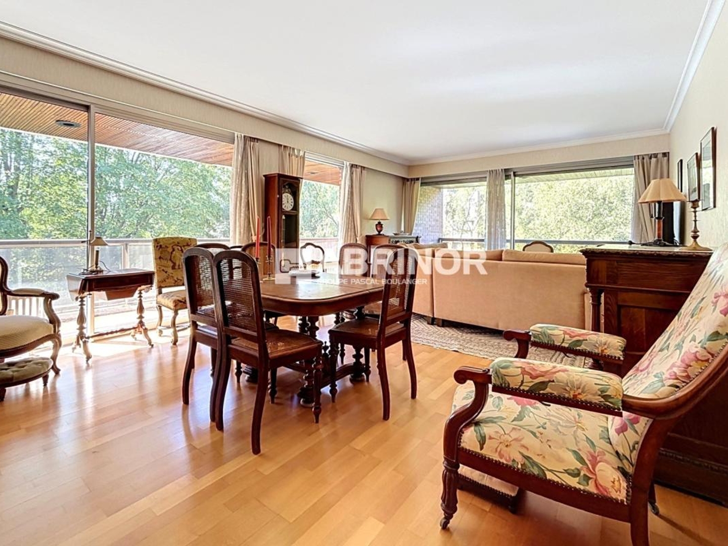 Appartement 5 pièces 126 m²