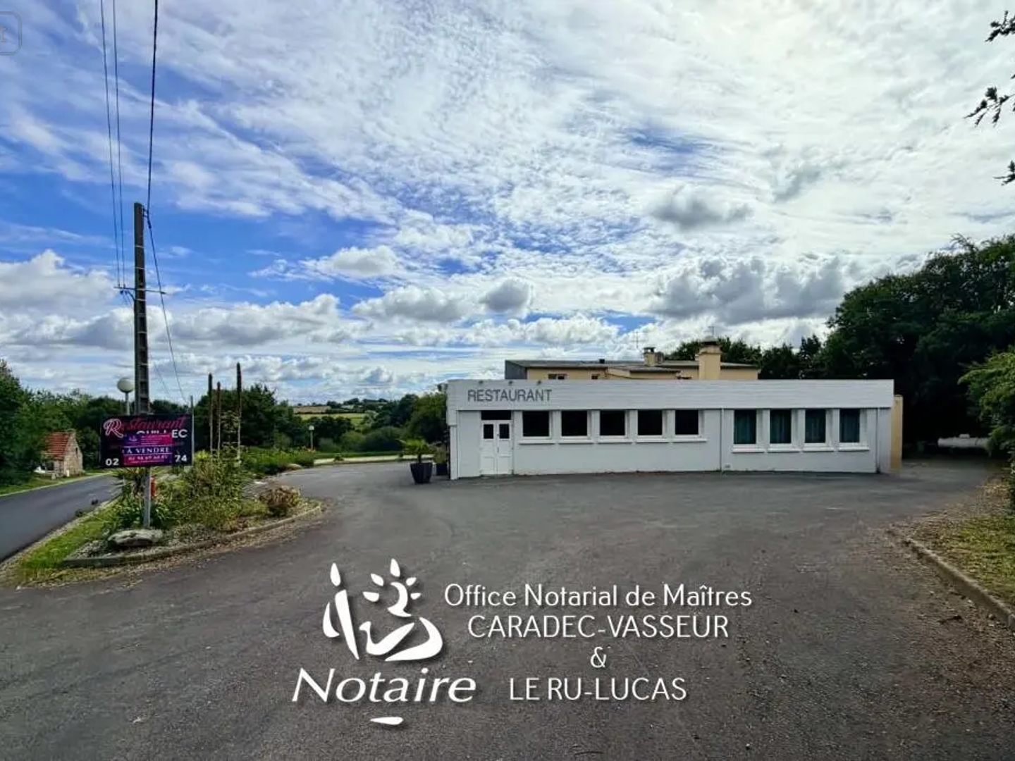 Magasin à vendre - 11 pièces - 704m2 - Plouzévédé (29440)