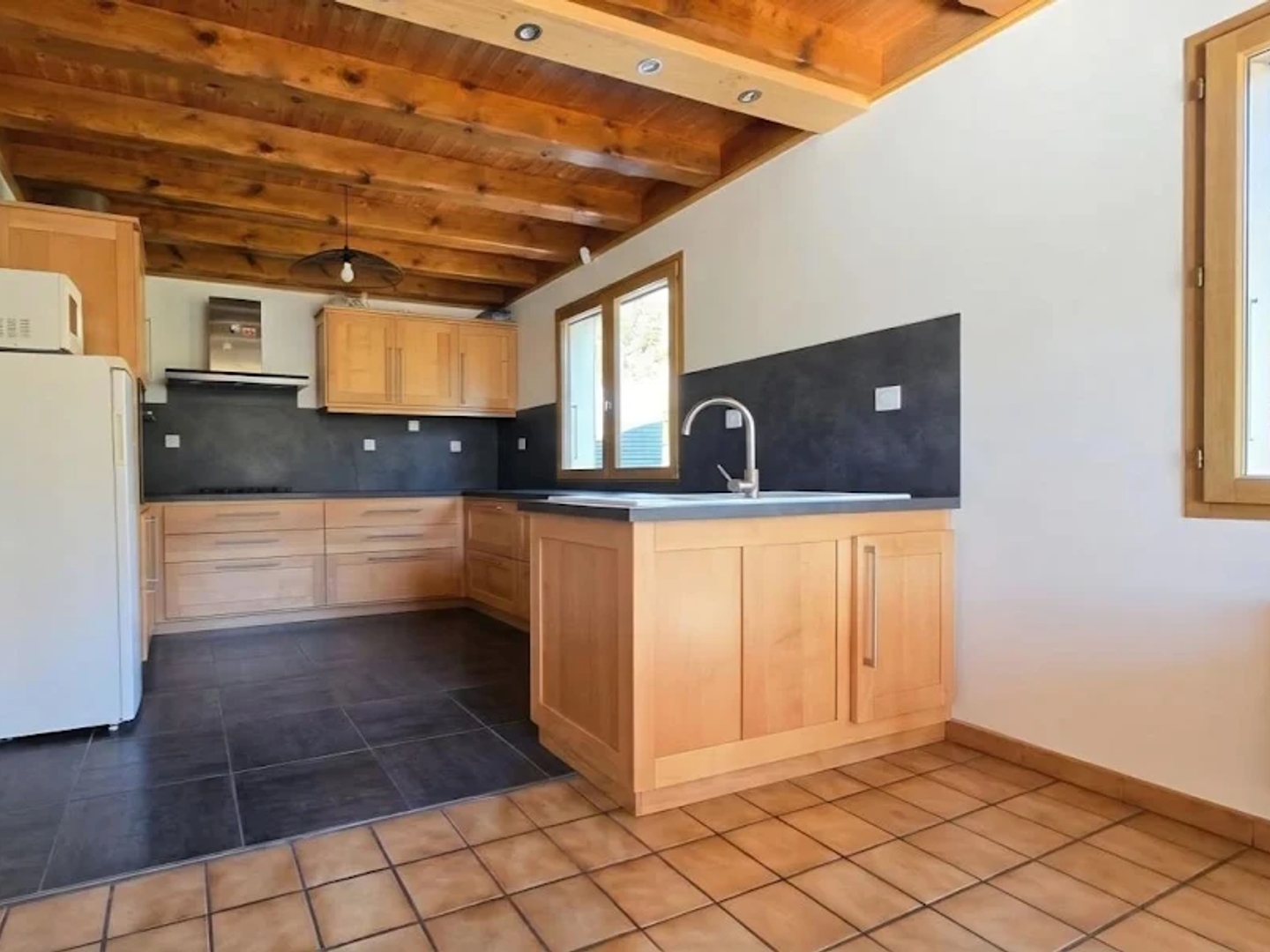 Maison à vendre - 4 pièces - 120m2 - Saint-Pierre-D'en... (38380)