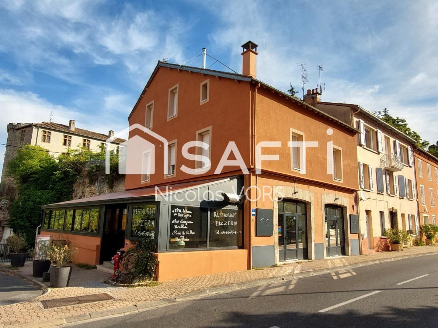 -A VENDRE- restaurant,pizzeria à CREISSELS-76000€