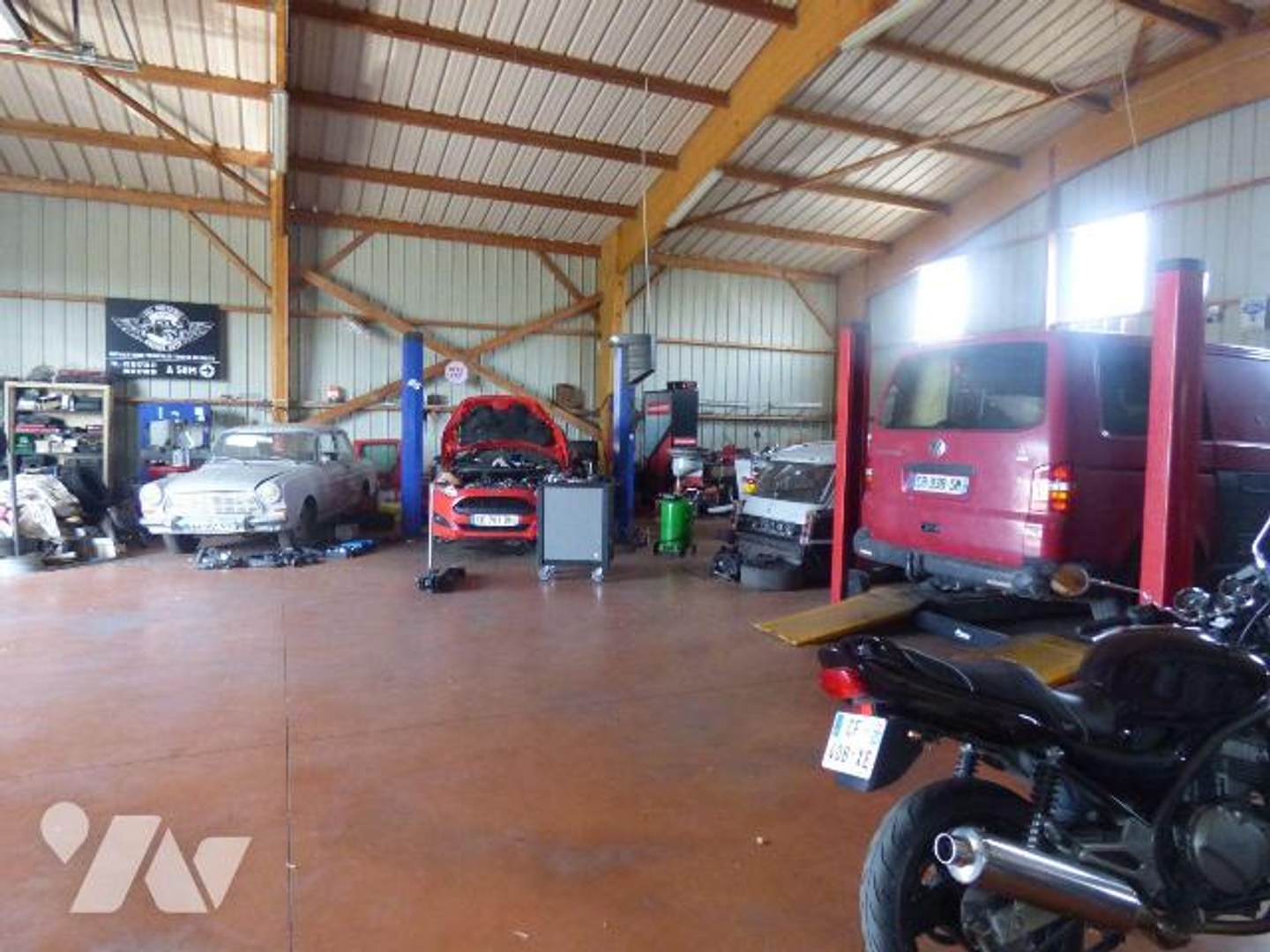 Locaux à vendre - 2 pièces - 1191m2 - Montmartin-Sur-Mer (50590)