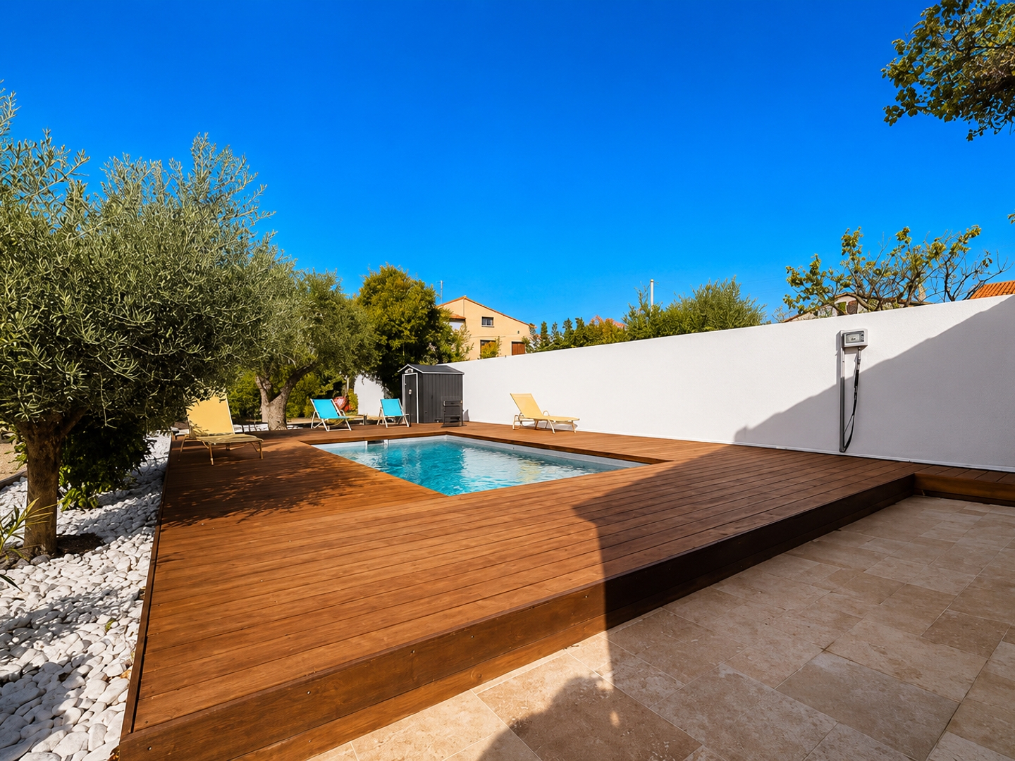 Maison de village T6 avec jardin & piscine