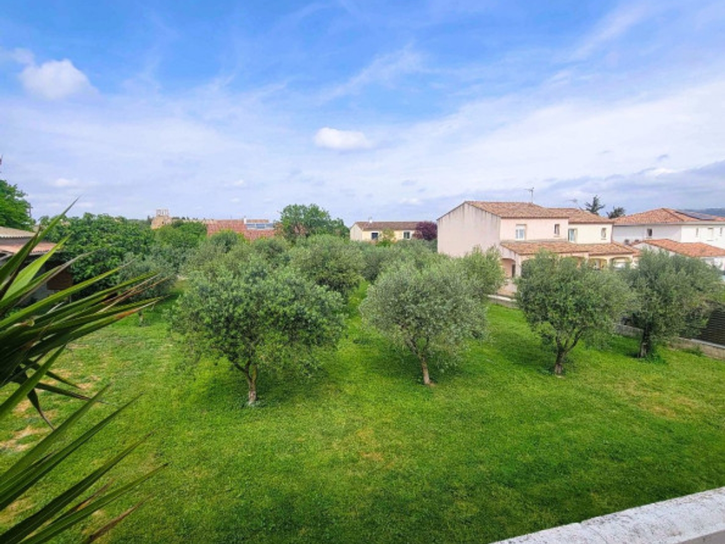 Maison à vendre - 8 pièces - 233m2 - Montbazin (34560)