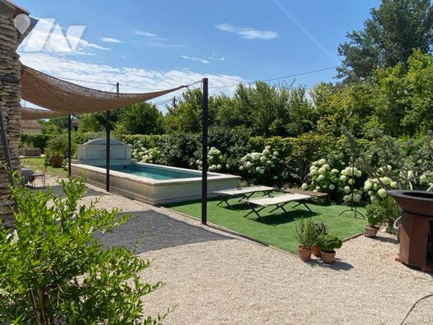 Maison à vendre - 4 pièces - 132m2 - L'isle-Sur-La-Sorgue (84800)