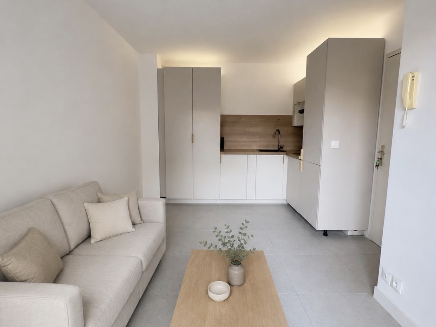 NICE RIQUIER / PORT - STUDIO AVEC TERRASSE - AIRBNB