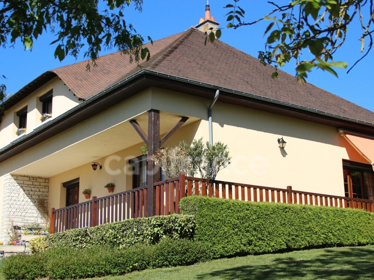 Maison 7 pièces 200 m²
