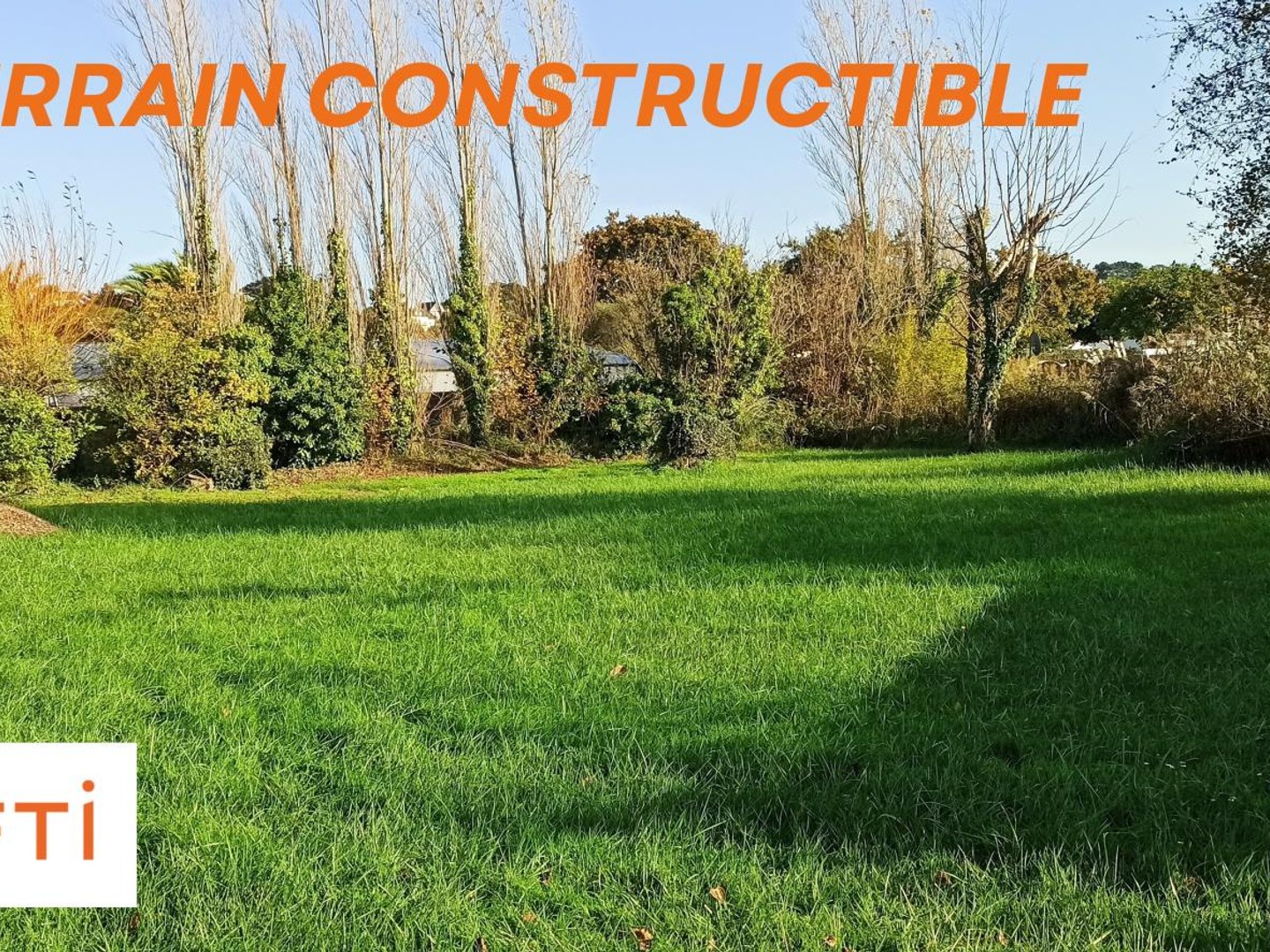 Terrain constructible à 80m de la plage