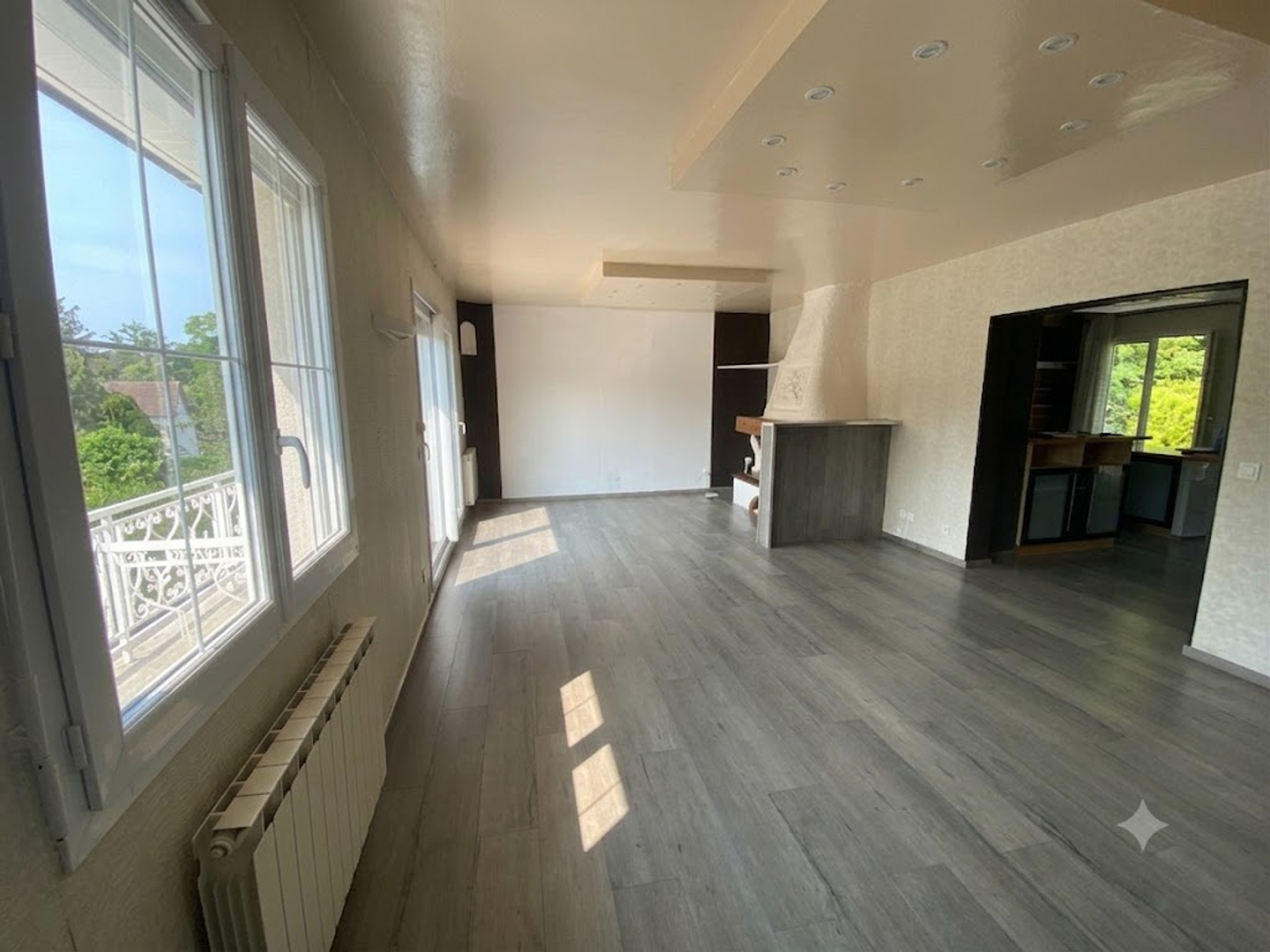 Appartement à vendre - 6 pièces - 98m2 - Chambly (60230)