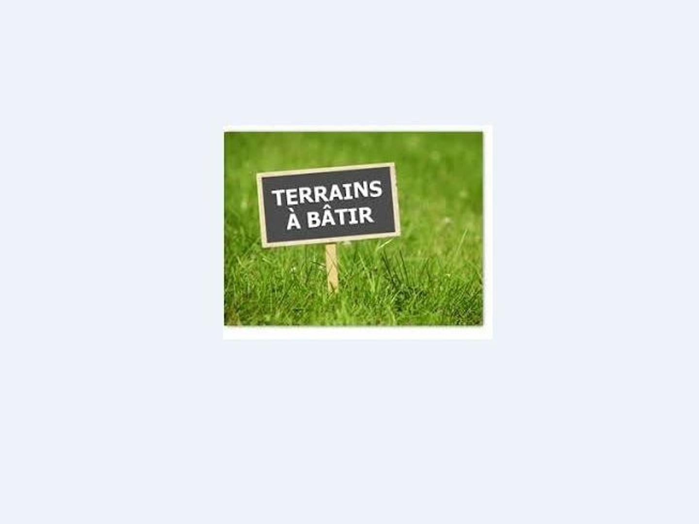 Terrain 445 m²