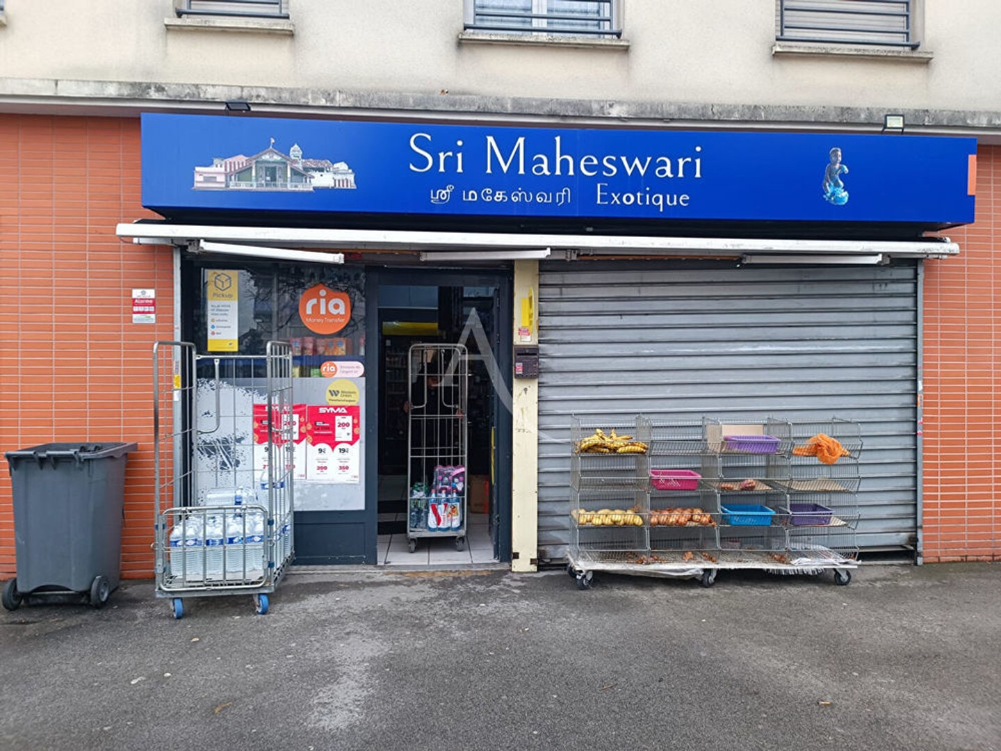 LOCAL COMMERCIAL - CHELLES (77) - EMPLACEMENT PREMIUM