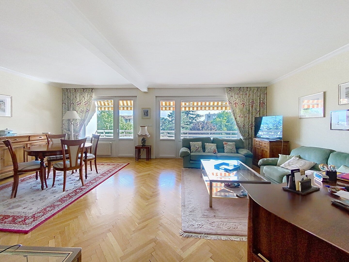 Appartement à vendre - 4 pièces - 101m2 - Caluire-Et-Cuire (69300)