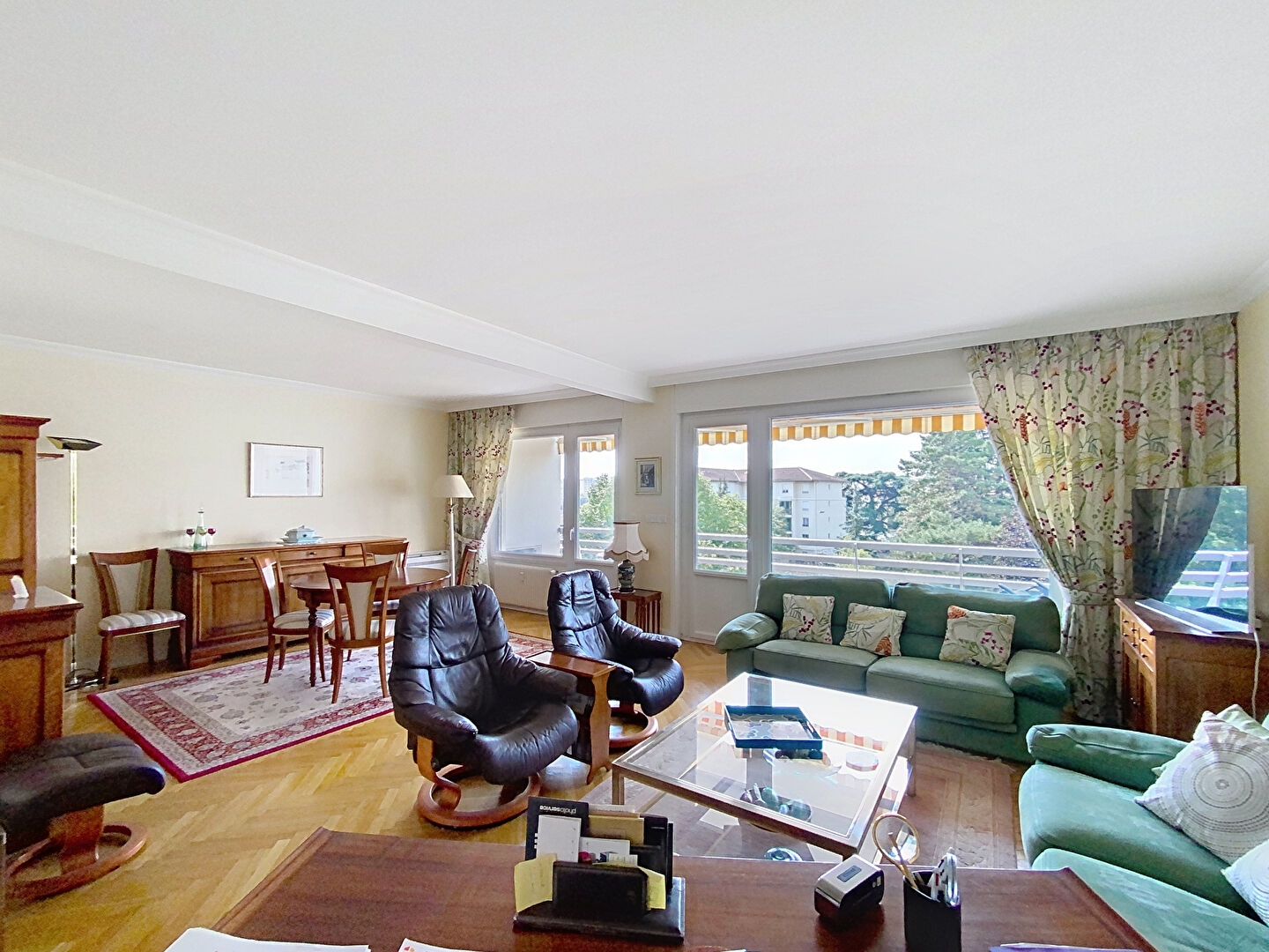 Appartement à vendre - 4 pièces - 101m2 - Caluire-Et-Cuire (69300)