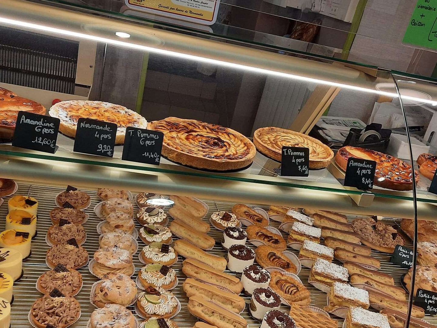Vente boulangerie pâtisserie en bourg Ornais