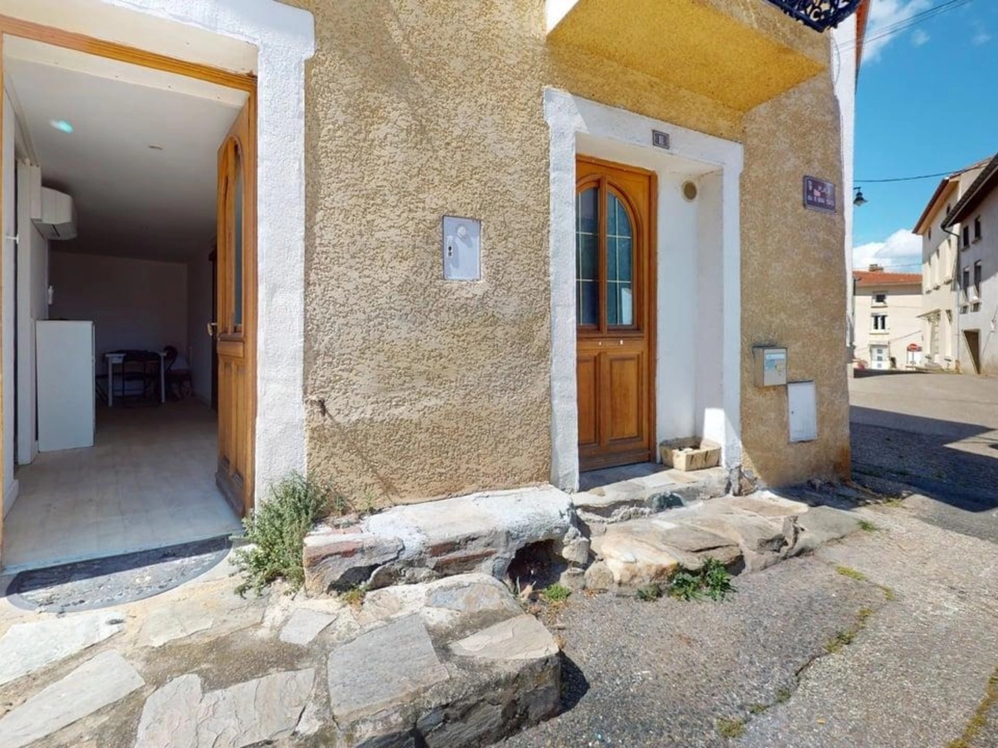 Maison à vendre - 6 pièces - 112m2 - Saint-Martin-La-P... (42800)