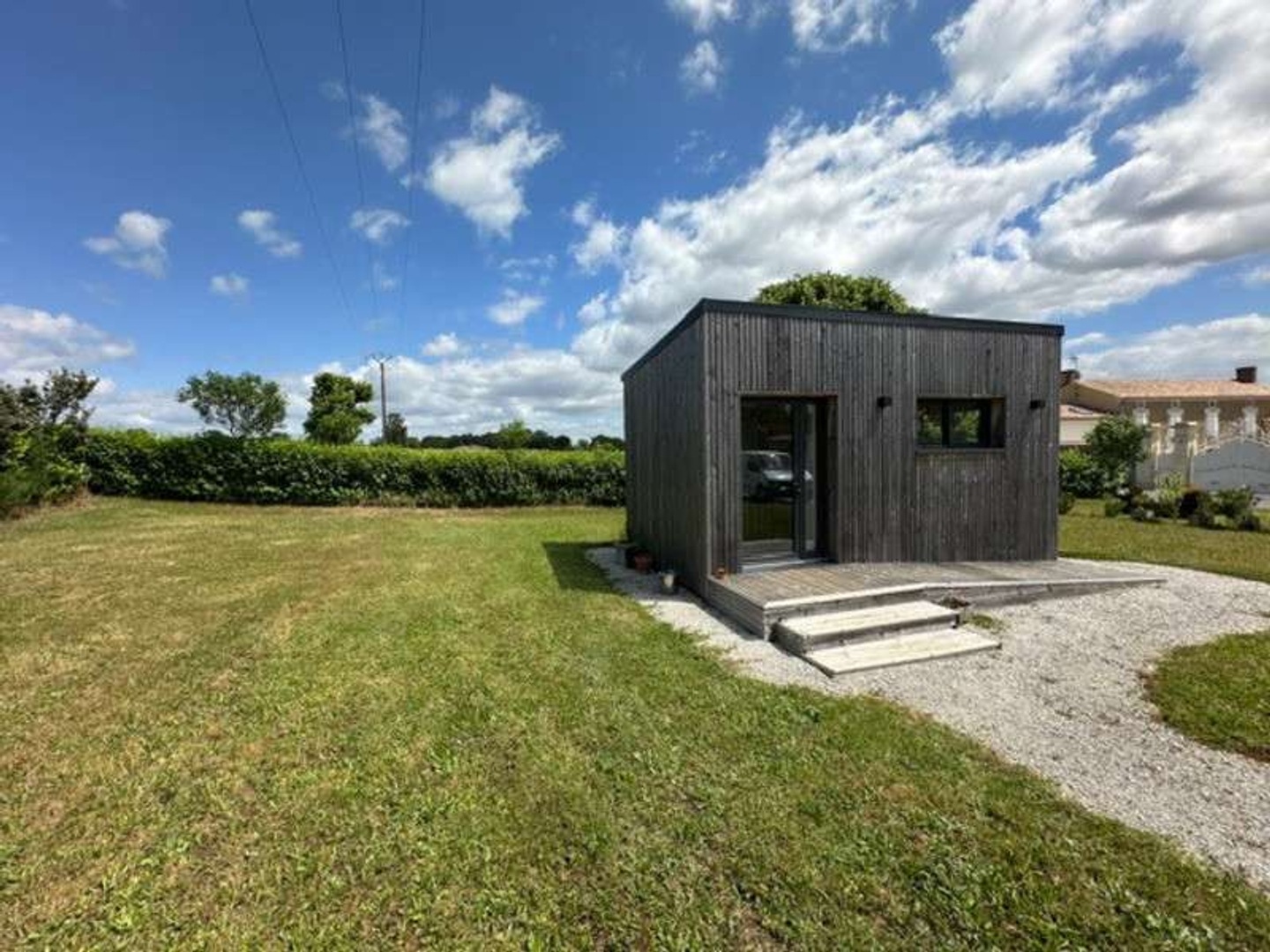 Chalet autonome 20m² sur terrain 1227m² St-Simeux
