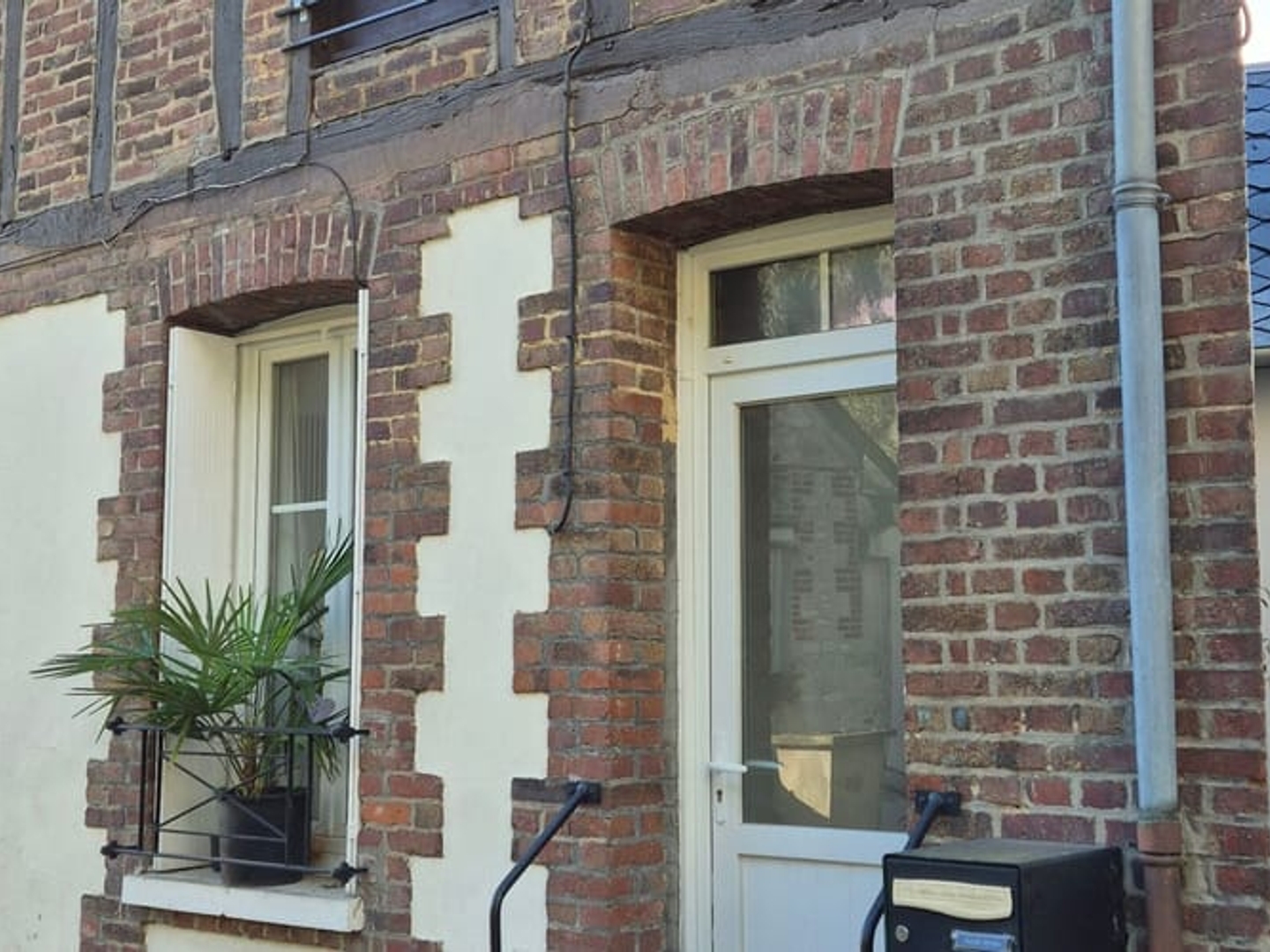 Immeuble à vendre - 4 pièces - 113m2 - Saint-Aubin-Lès-E... (76410)