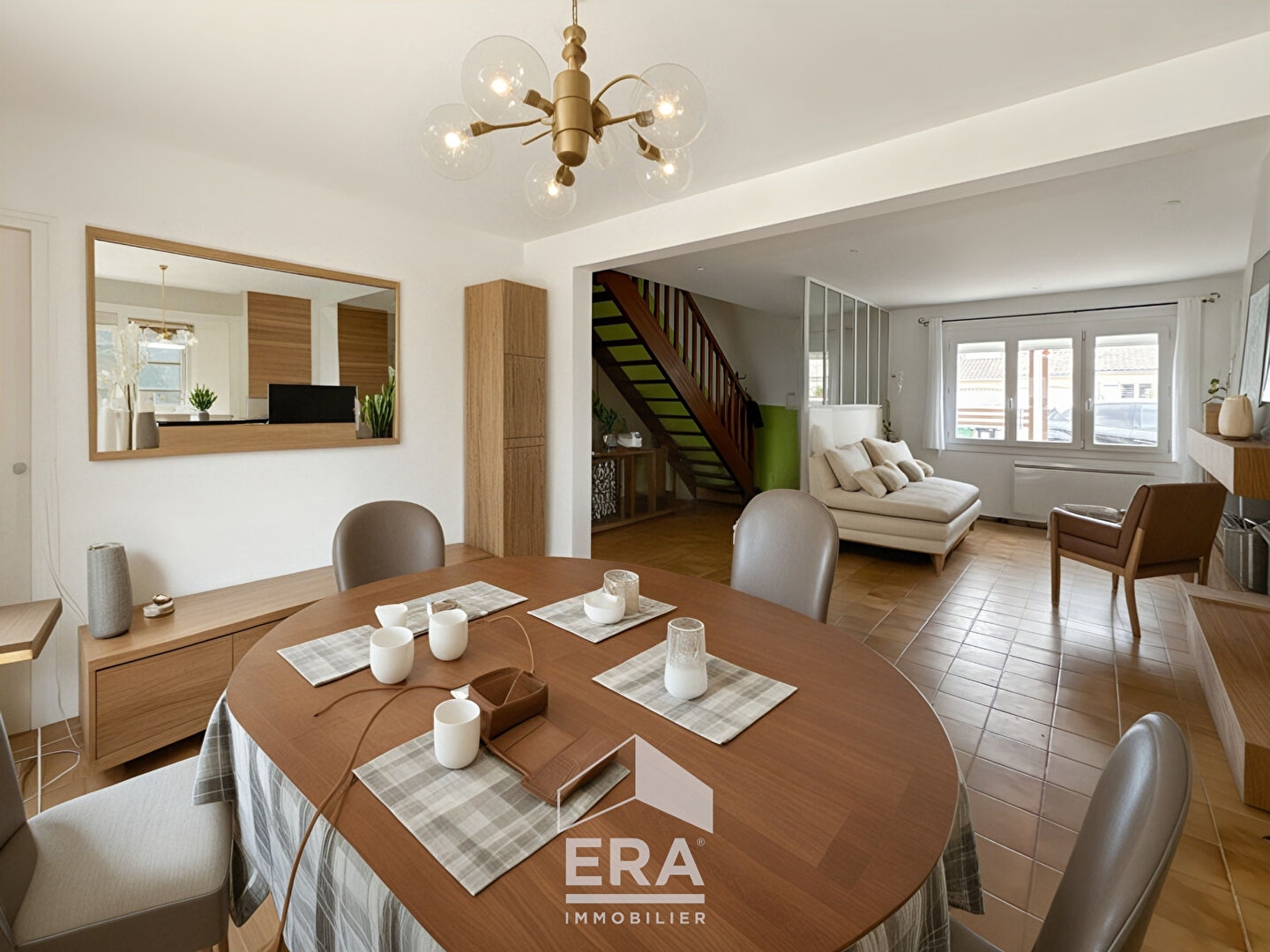 Maison à vendre - 5 pièces - 97m2 - Le Taillan-Médoc (33320)