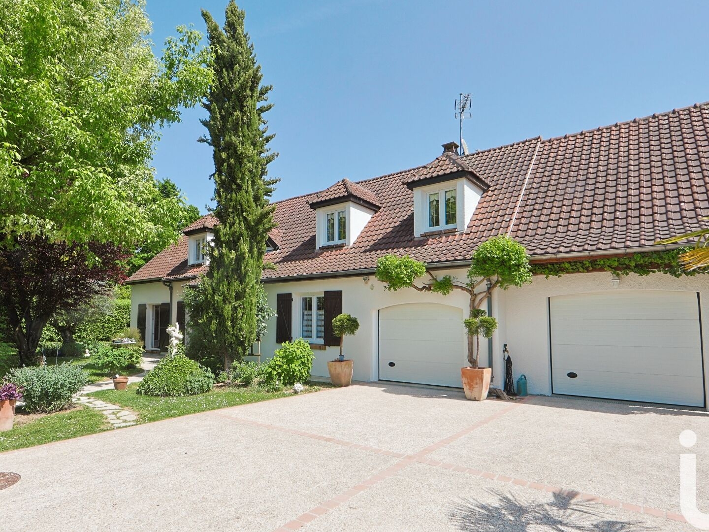 Maison à vendre - 9 pièces - 203m2 - Gressy (77410)