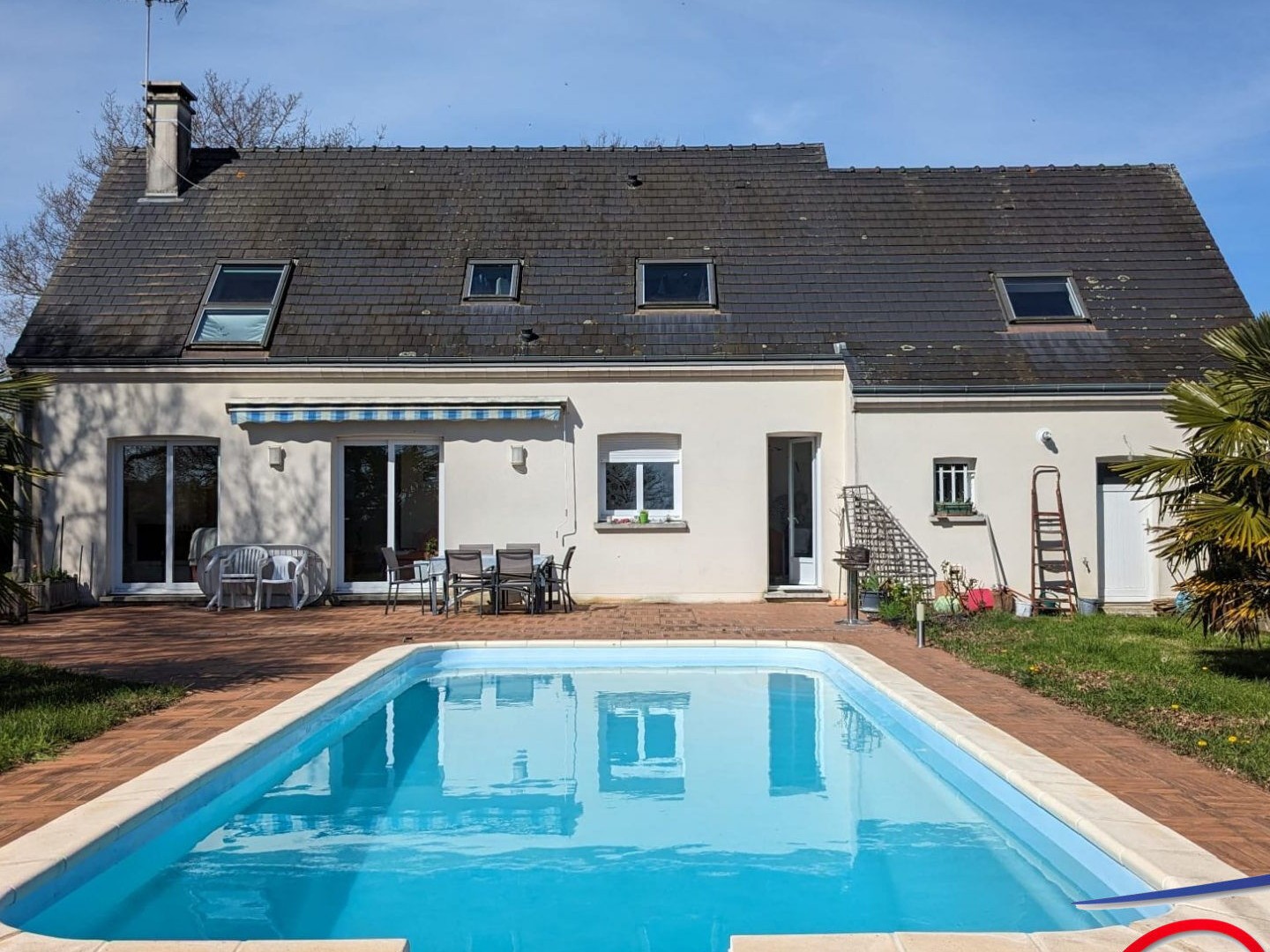 Sublime propriété T 7 avec piscine sur un parc de 3200 m²