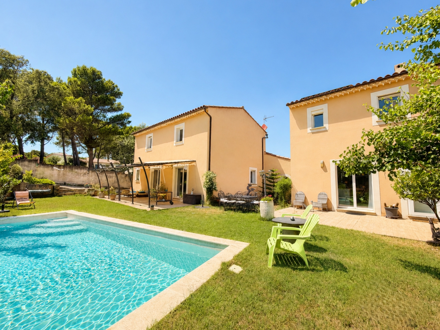 Maison à vendre - 10 pièces - 270m2 - Sauveterre (30150)