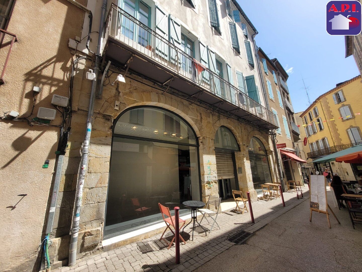 Commerce 2 pièces 181 m²