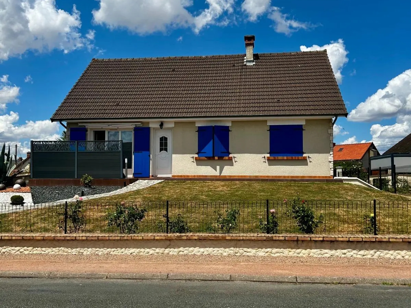 Maison à vendre - 5 pièces - 111m2 - Bourbon-Lancy (71140)