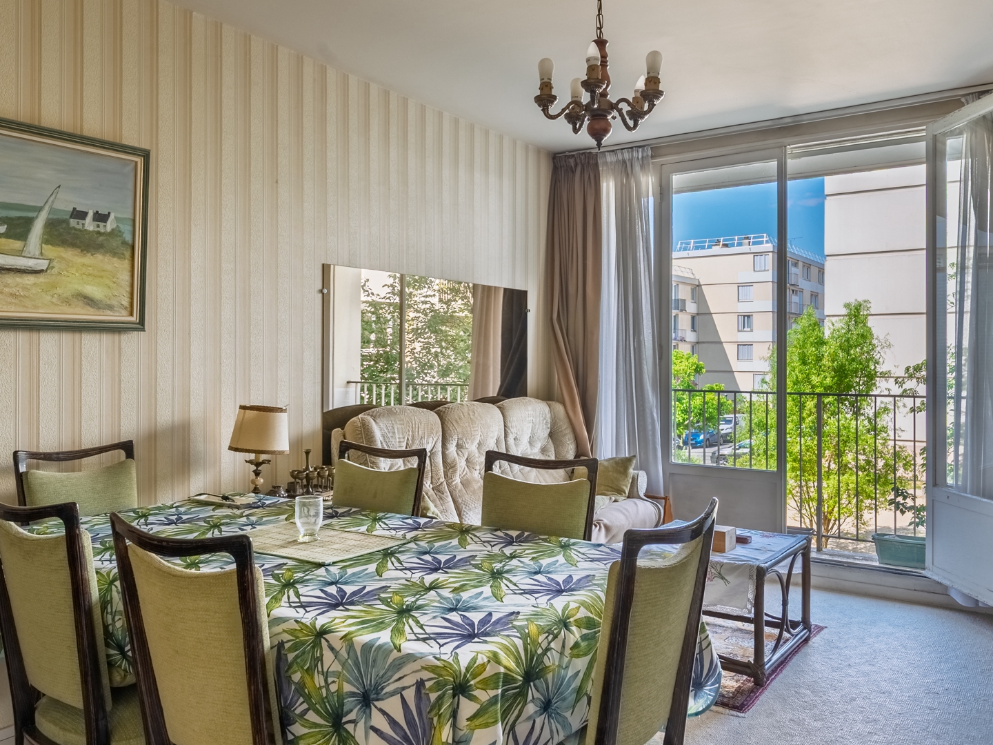 Appartement 3 pièces lumineux et traversant à Le plessis robinson