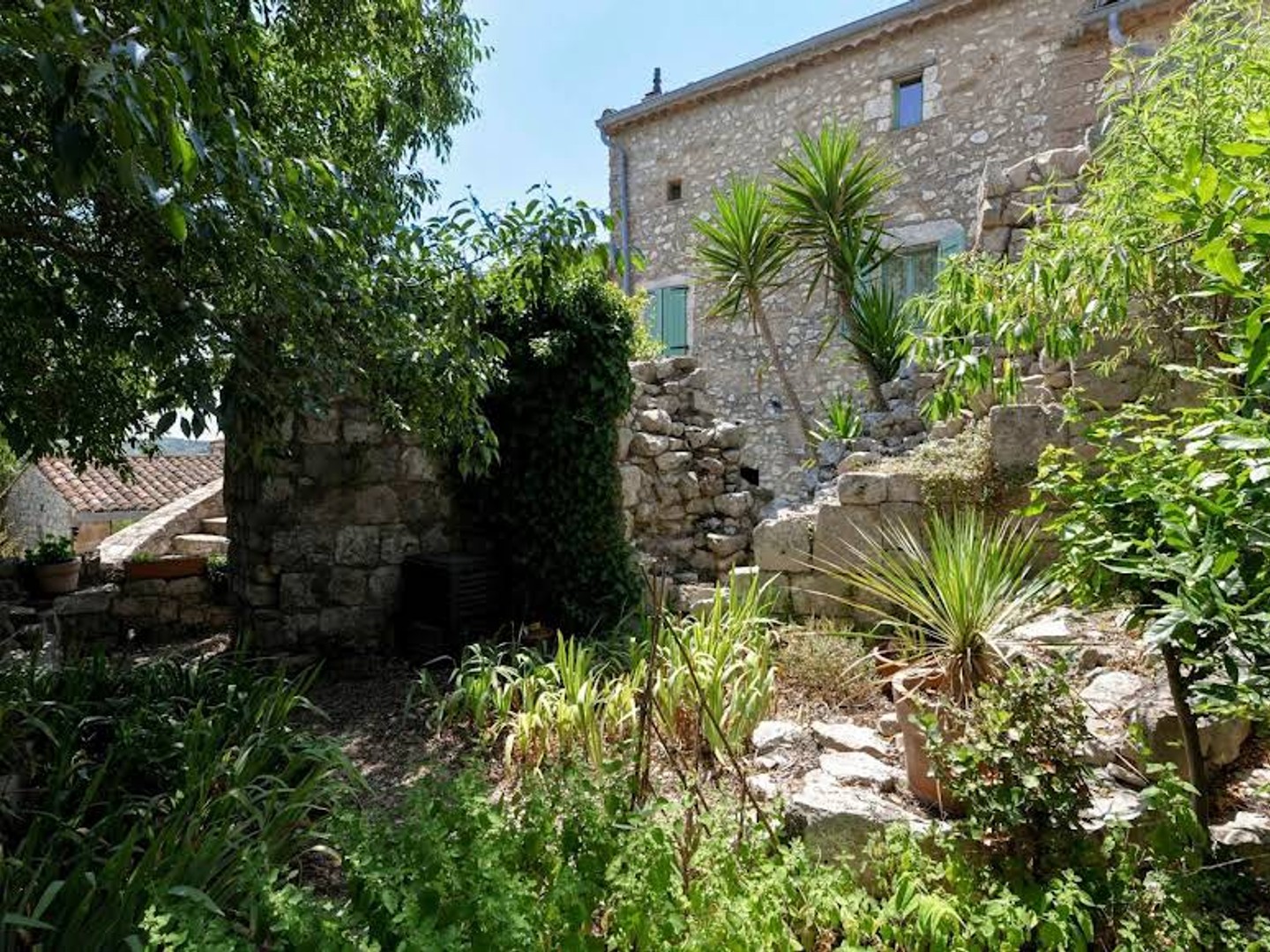Propriété 5 pièces 153 m²