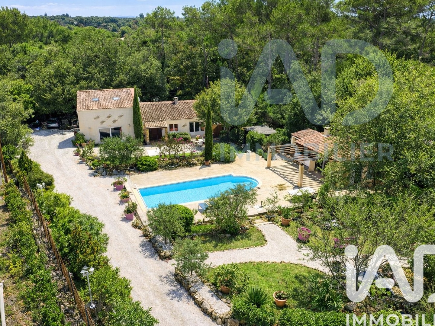 Maison 7 pièces 177 m²