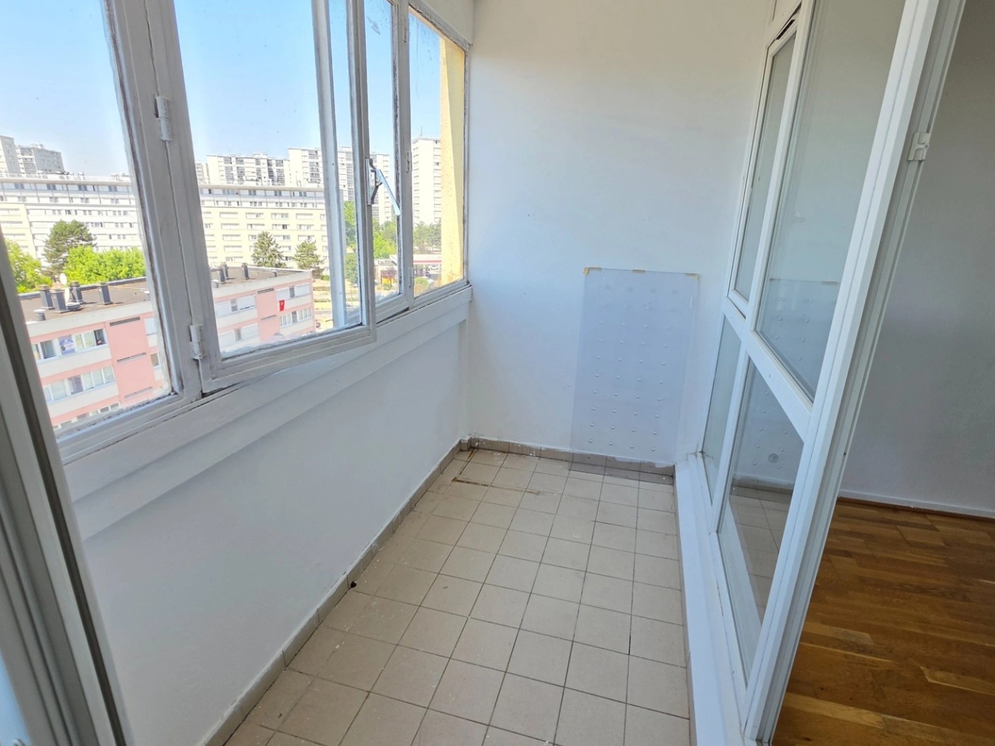 Appartement à vendre - 57 pièces - 57m2 - Ris-Orangis (91130)
