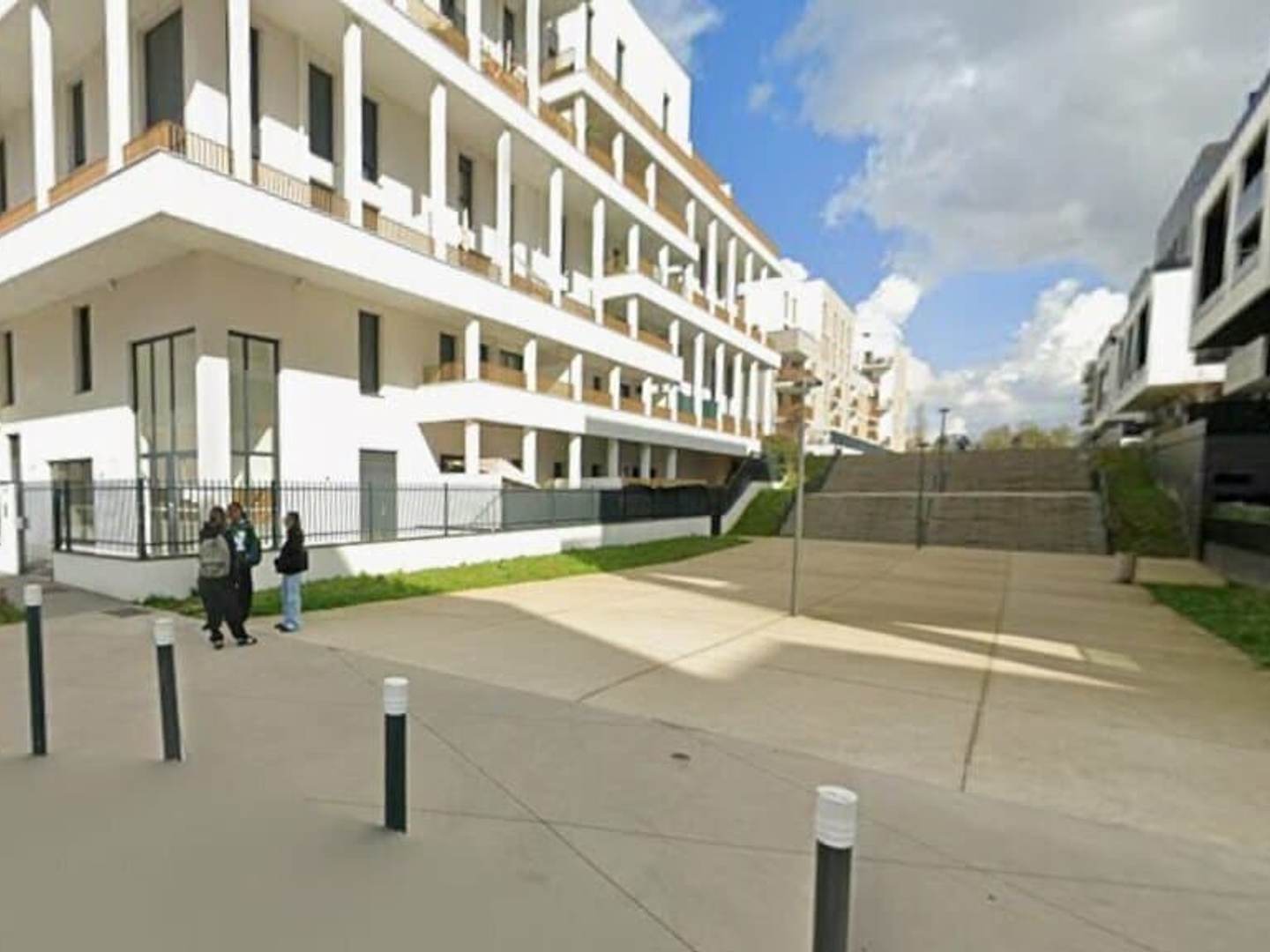 LOCAL COMMERCIAL A VENDRE