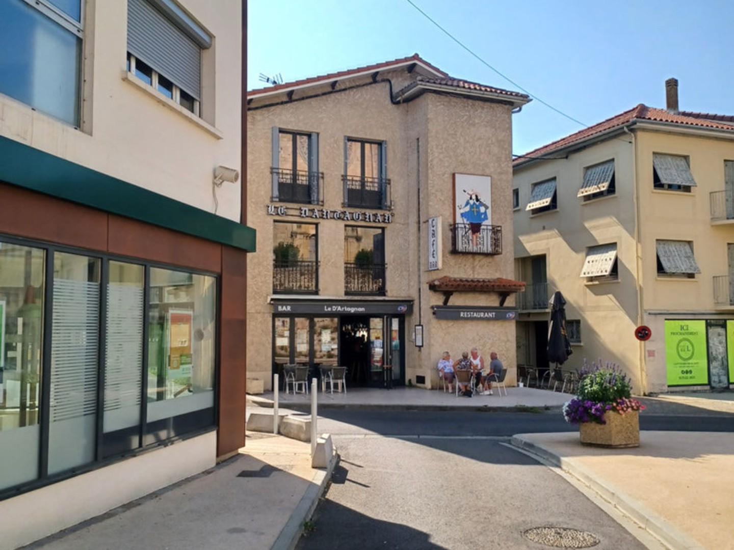 Fonds de commerce bar-restaurant à vendre RISCLE (32)
