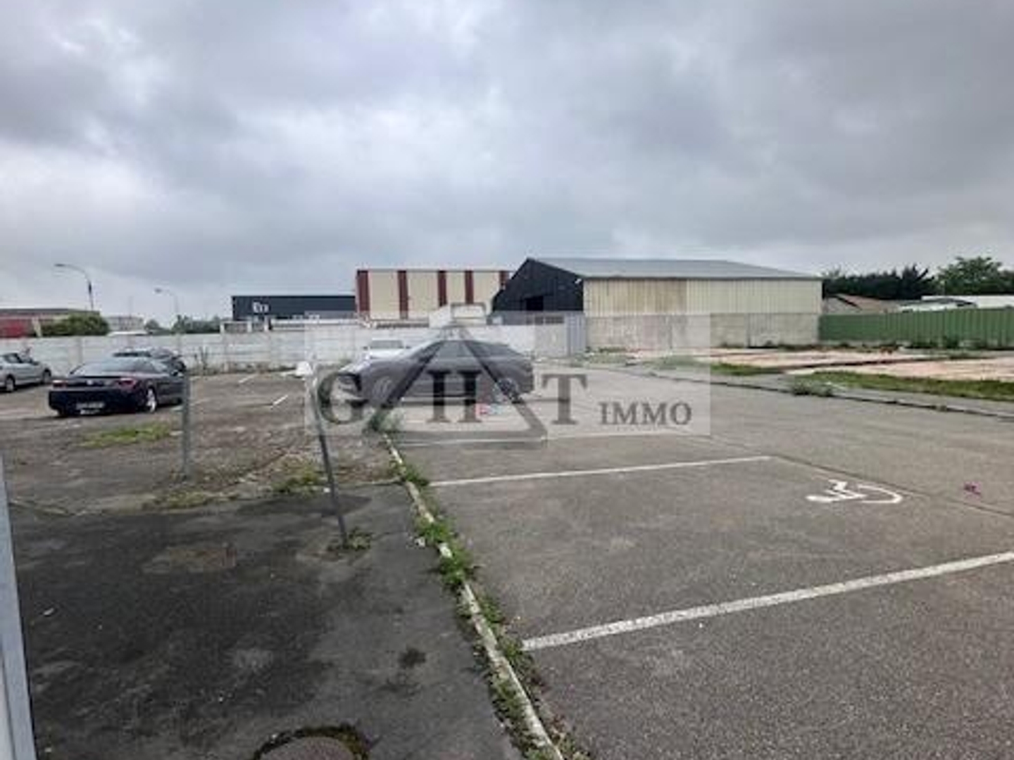 1 800 m² de terrain constructible à vendre  Opportunité rare à saisir