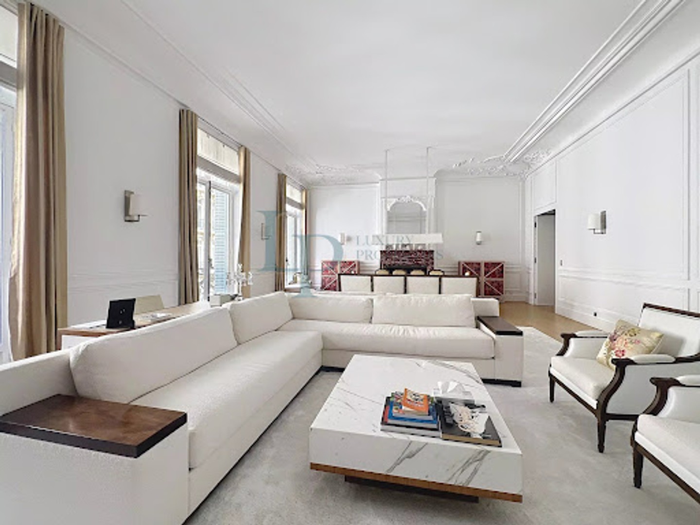 Appartement 5 pièces 243 m²