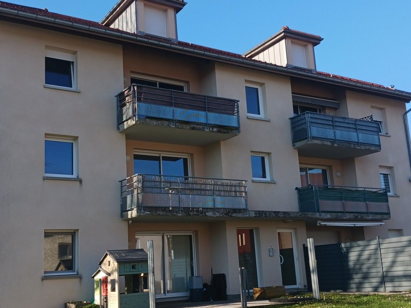 Appartement à vendre - 3 pièces - 64m2 - Sainte-Colombe (25300)