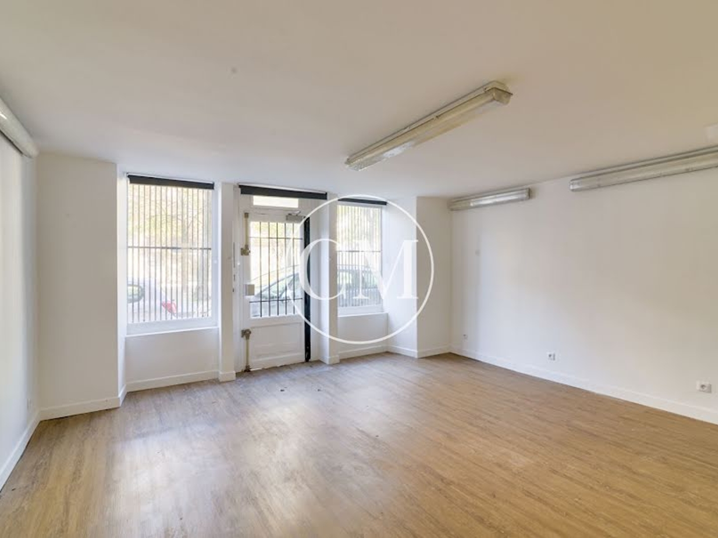 Magasin à vendre - 84m2 - Versailles (78000)