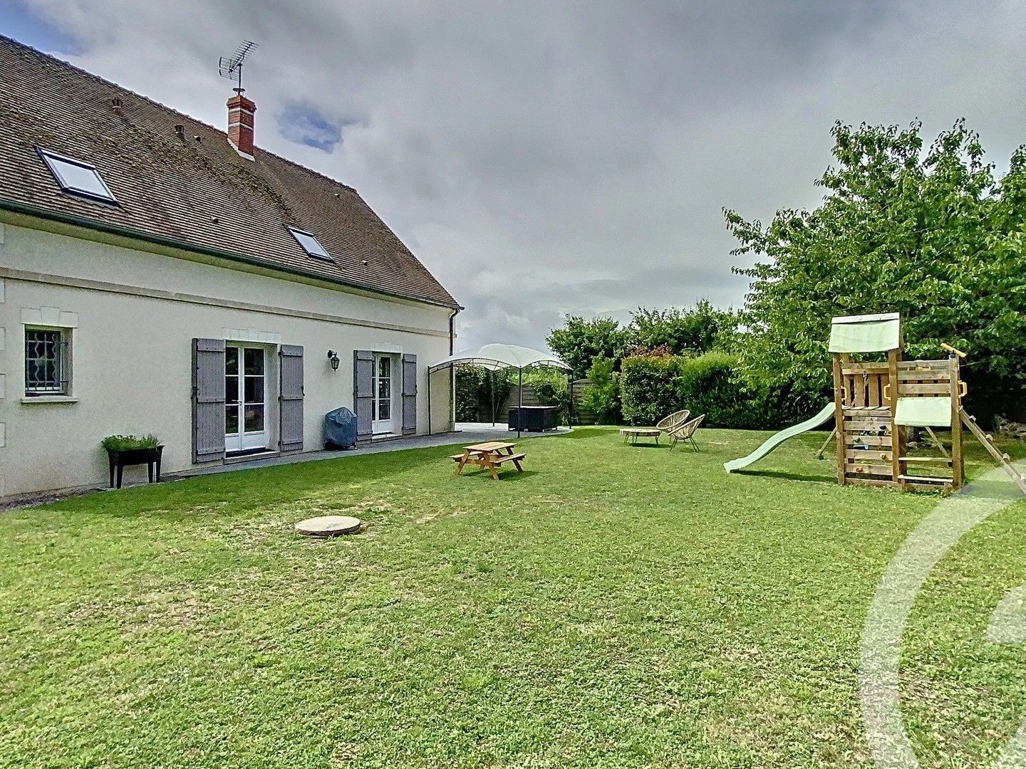 Maison 6 pièces 140 m²