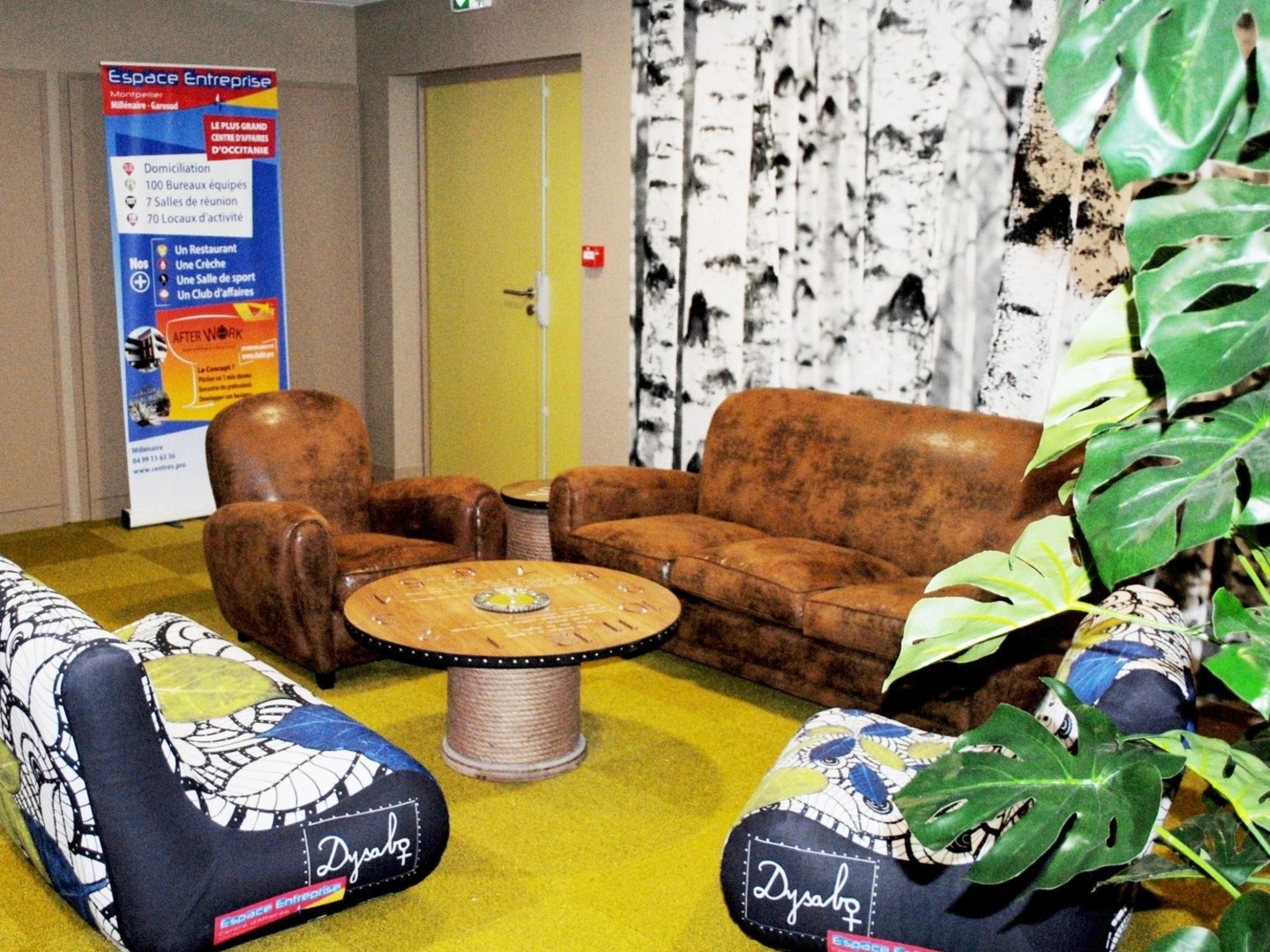 Commerce 1 pièce 53 m²