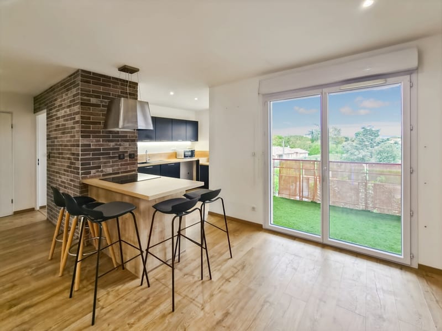 Appartement T2 de 47m2 avec balcon et place de parking