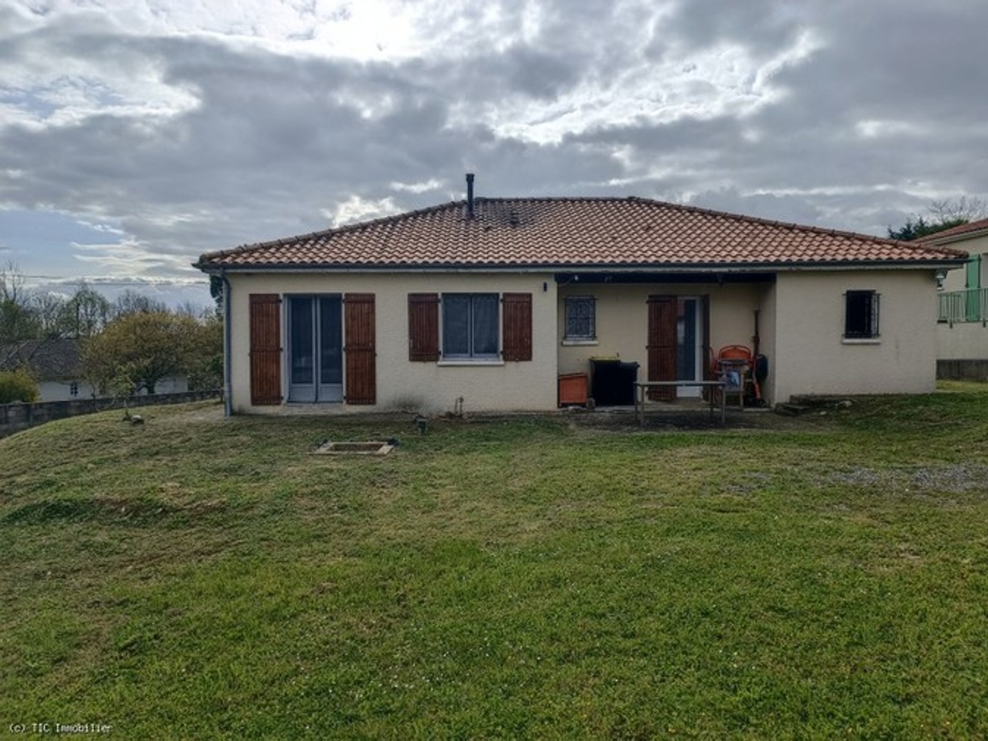 Maison à vendre - 88m2 - Luxé (16230)