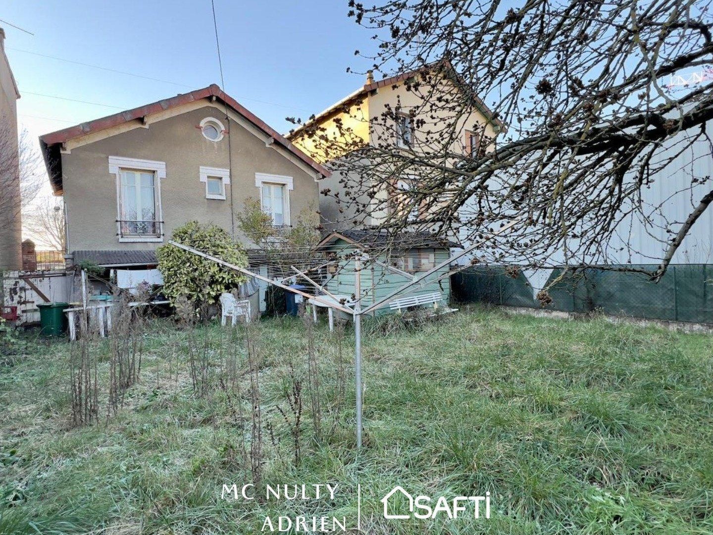 4P avec jardin de 251m2 avec travaux à 13min du RER D
