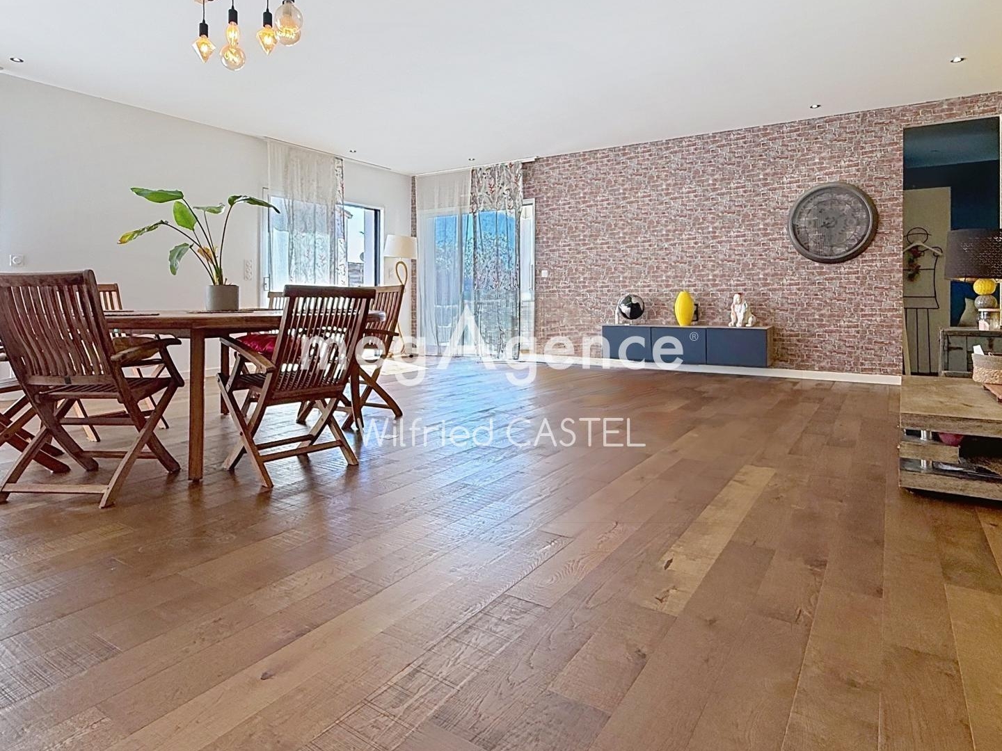 A 500m du bourg de l'Ile d'Olonne: Une belle opportunité à saisir en EXCLUSIVITE !