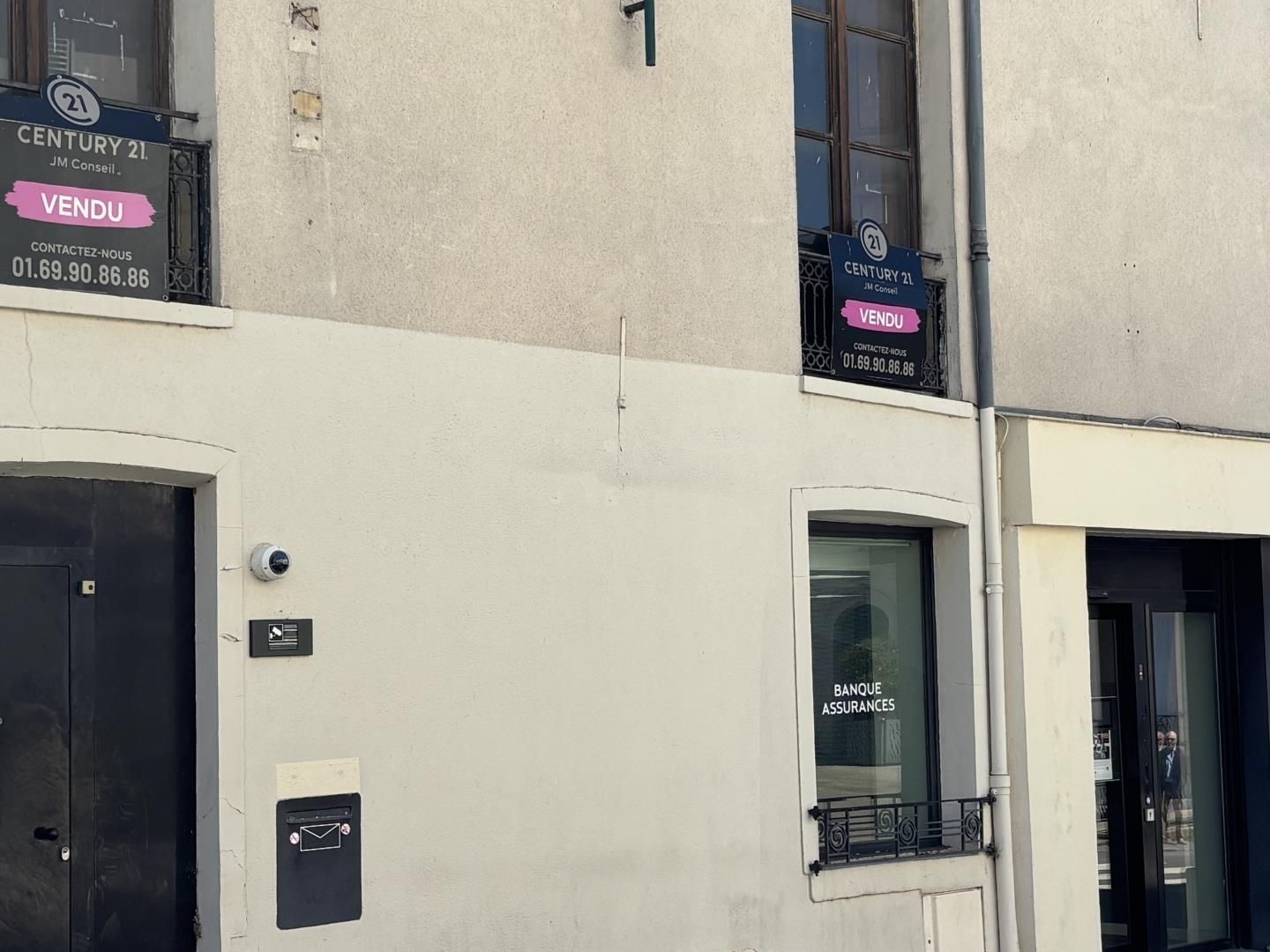 Local 113 m²