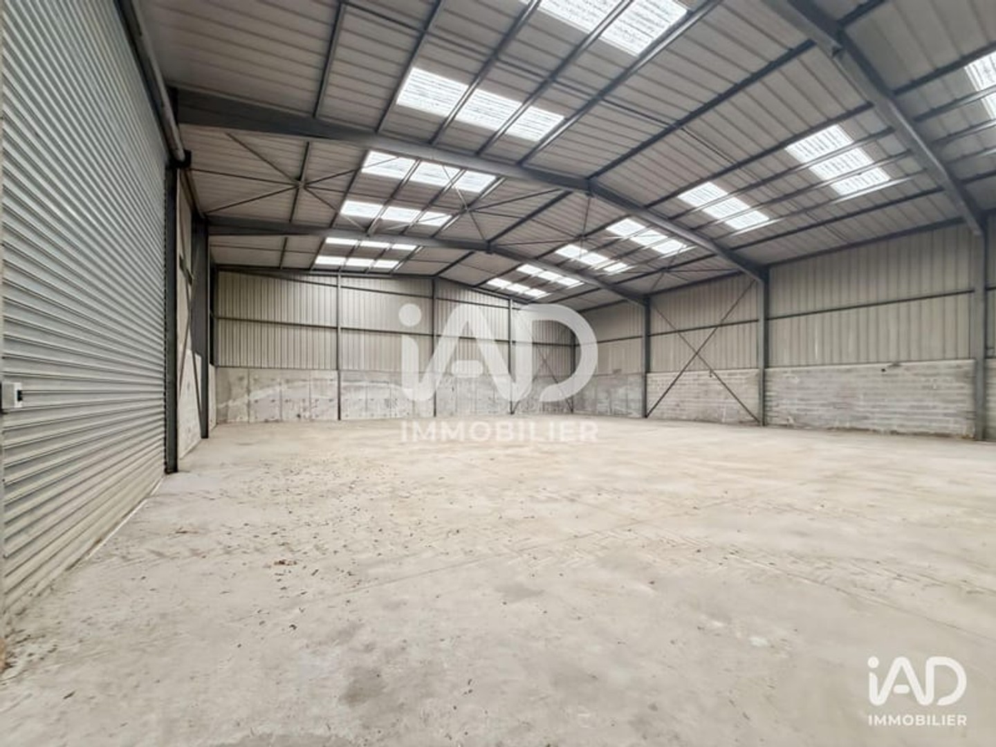 Immeuble commercial 486 m²