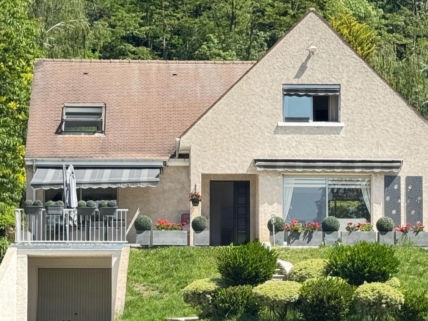 Maison à vendre - 7 pièces - 165m2 - Montfort-L'amaury (78490)