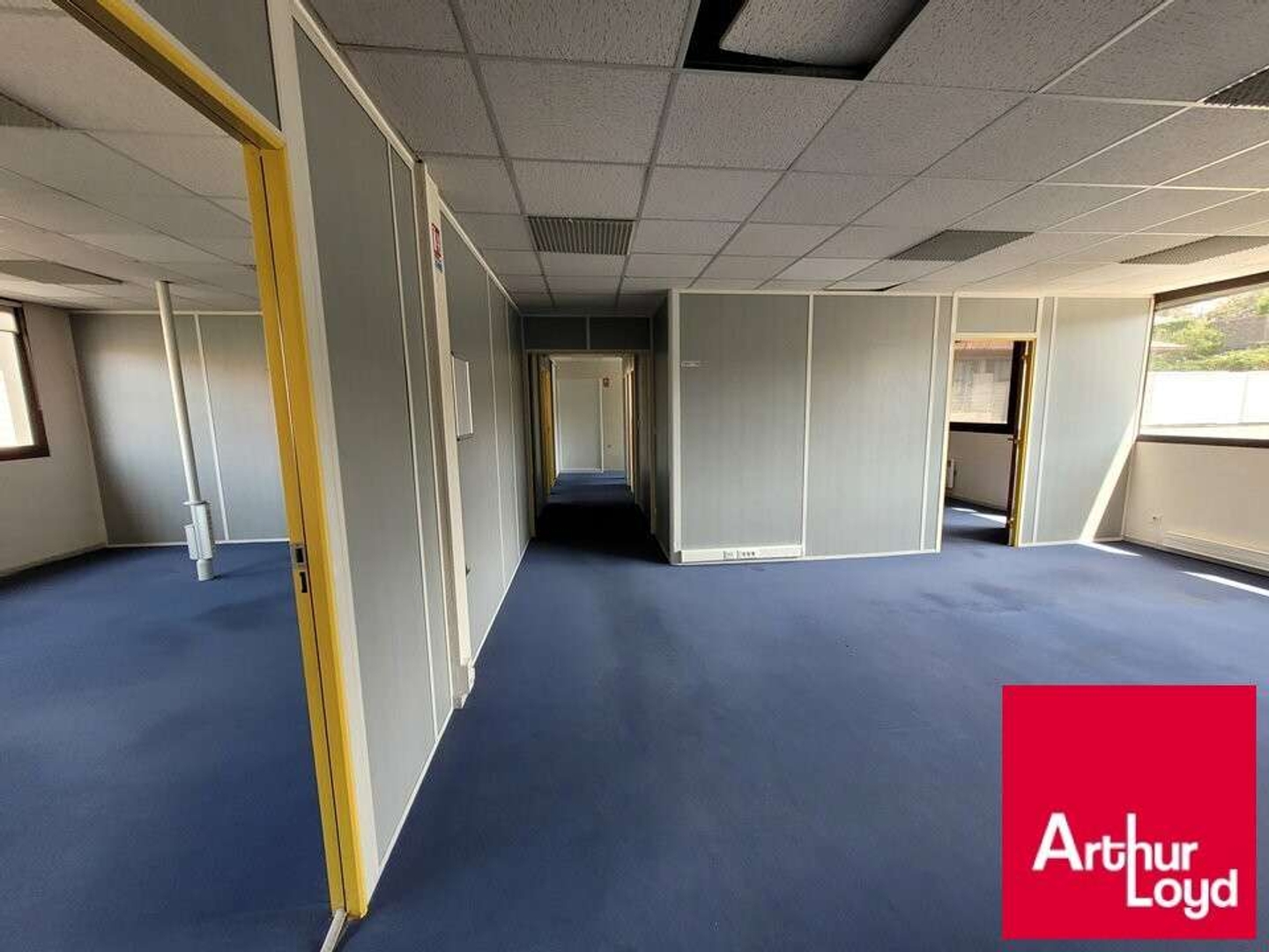 Vente local entièrement refait St-Pée-sur-Nivelle