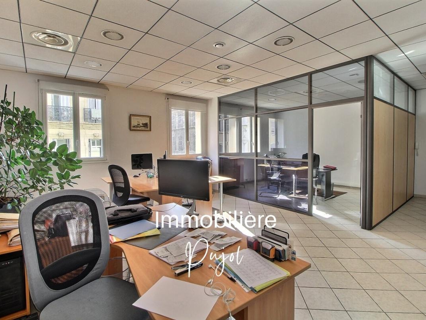 Vends t3 - 85 m² - Marseille 13001