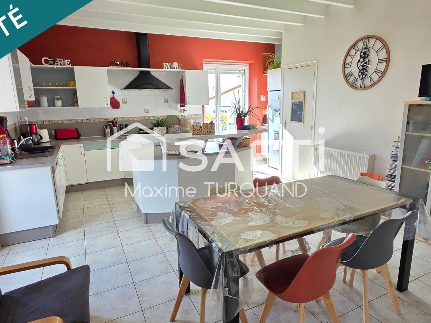Bureaux à vendre - 7 pièces - 173m2 - La Forêt-Sur-Sèvre (79380)