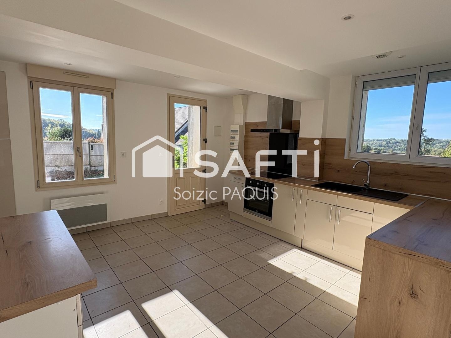 Maison à vendre - 5 pièces - 114m2 - La Ferté-Sous-Jou... (77260)